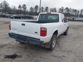 2005 Ford Ranger XL with VIN 1FTZR15E95PA54029, listed as a IAAI auction lot 41417869 with 211,193 mi miles. Bid and sale history available at carsss.com. Image 4.