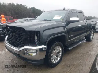 2017 GMC Sierra 1500 SLT z VIN 1GTV2NEC5HZ180843, wystawiony jako IAAI lot #41509410 z przebiegiem 89 943 mil mil oraz . Historia ofert i sprzedaży dostępna na DreamBid. Obrazek 18.