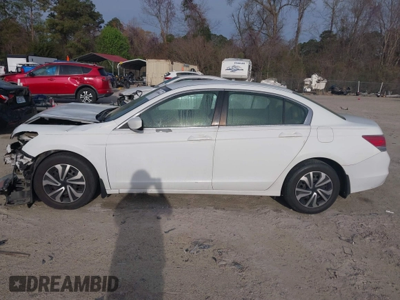 2011 Honda Accord LX z VIN 1HGCP2F3XBA085921, wystawiony jako IAAI lot #41858044 z przebiegiem 144 090 mil mil oraz . Historia ofert i sprzedaży dostępna na DreamBid. Obrazek 14.