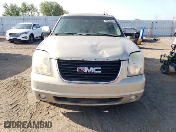 2007 GMC Yukon XL SLT with VIN 1GKFK16367J204211, listed as a Copart auction lot 69815684 with 270,515 mi miles and Salvage Title. Bid and sale history available at carsss.com. Image 5.