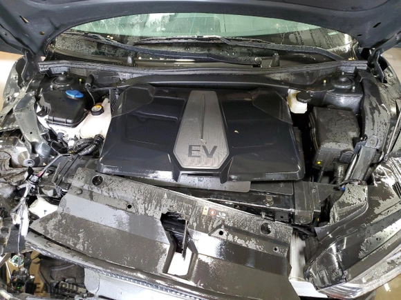 2023 Kia EV6 Wind with VIN KNDC34LA9P5157278, listed as a Copart auction lot 53803454 with 27,544 mi miles and Non Repairable. Bid and sale history available at carsss.com. Image 11.