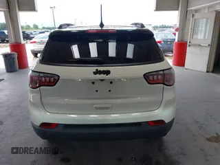 2018 Jeep Compass Latitude с VIN 3C4NJCBB1JT125077, выставлен на аукционе IAAI как лот 42381217 с пробегом 78 650 миль миль и . История ставок и продаж доступна на DreamBid. Изображение 16.