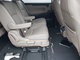 2020 Honda Odyssey EX-L with VIN 5FNRL6H75LB045105, listed as a IAAI auction lot 41499974 with 90,469 mi miles. Bid and sale history available at carsss.com. Image 8.