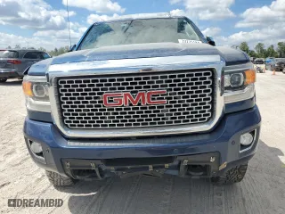 2017 GMC Sierra 2500HD Denali with VIN 1GT12UEG7HF158033, listed as a Copart auction lot 73775184 with 149,881 mi miles and Salvage Title. Bid and sale history available at carsss.com. Image 5.