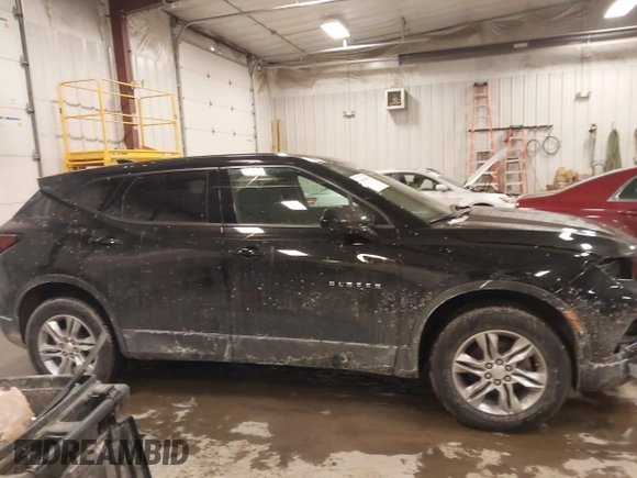 2020 Chevrolet Blazer LT with VIN 3GNKBCR42LS697671, listed as a IAAI auction lot 41641001 with 38,570 mi miles and . Bid and sale history available at DreamBid. Image 13.