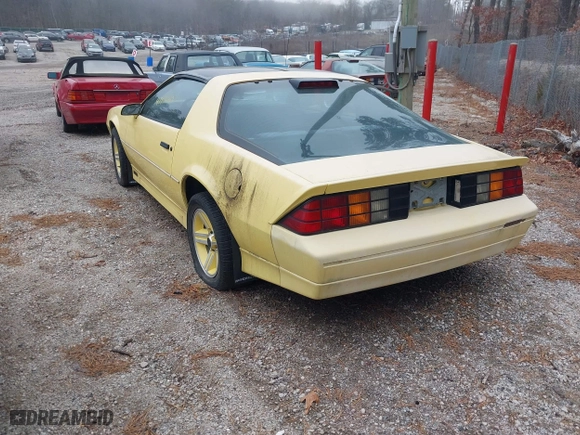 1986 Chevrolet Camaro Z28 Sport with VIN 1G1FP87H0GL154693, listed as a IAAI auction lot 41404607 with 26,343 mi miles. Bid and sale history available at carsss.com. Image 3.