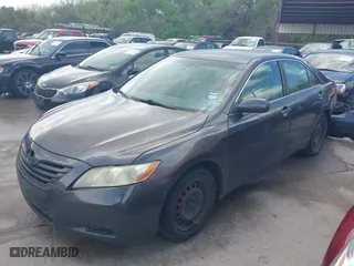 2007 Toyota Camry CE with VIN 4T4BE46K87R002626, listed as a IAAI auction lot 41909664 with 175,081 mi miles. Bid and sale history available at carsss.com. Image 2.
