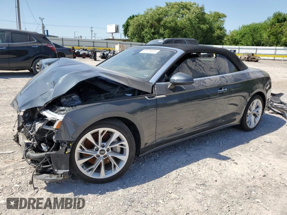 2021 Audi A5 Cabriolet Premium Plus z VIN WAUWAGF56MN004871, wystawiony jako Copart lot #56628655 z przebiegiem Nie podano mil oraz Szkoda całkowita • Salvage title. Historia ofert i sprzedaży dostępna na DreamBid. Obrazek 1.