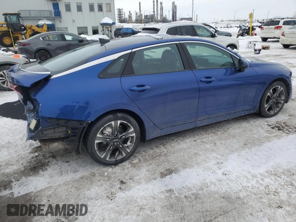 2021 Kia K5 EX with VIN 5XXG34J27MG028055, listed as a Copart auction lot 43933715 with 83,989 mi miles and Salvage Title. Bid and sale history available at carsss.com. Image 3.