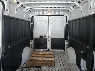 2021 Ram ProMaster Cargo Van with VIN 3C6LRVDG3ME524206, listed as a Copart auction lot 49843365 with 251,773 mi miles and Salvage Title. Bid and sale history available at carsss.com. Image 10.
