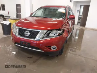 2016 Nissan Pathfinder Platinum z VIN 5N1AR2MM1GC617754, wystawiony jako IAAI lot #41387899 z przebiegiem 105 936 mil mil oraz . Historia ofert i sprzedaży dostępna na DreamBid. Obrazek 18.
