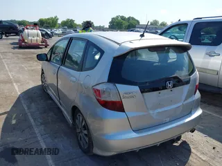 2012 Honda Fit Sport с VIN JHMGE8H53CC004656, выставлен на аукционе IAAI как лот 42484472 с пробегом Не указан миль и . История ставок и продаж доступна на DreamBid. Изображение 3.