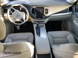 2016 Volvo XC90 Momentum with VIN YV4102XK9G1059296, listed as a Copart auction lot 80830954 with 149,414 mi miles and Salvage Title. Bid and sale history available at carsss.com. Image 8.