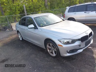 2014 BMW 3 Series 328d z VIN WBA3D3C58EK157097, wystawiony jako IAAI lot #42081036 z przebiegiem 117 898 mil mil oraz . Historia ofert i sprzedaży dostępna na DreamBid. Obrazek 1.