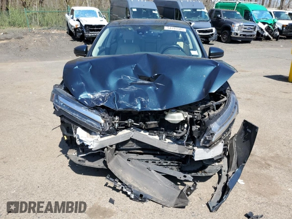 2018 Honda Clarity Touring with VIN JHMZC5F34JC015578, listed as a Copart auction lot 54193505 with 92,510 mi miles and Salvage Title. Bid and sale history available at DreamBid. Image 5.