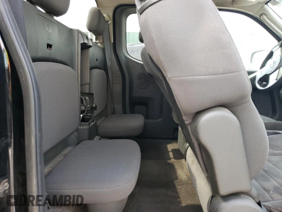 2010 Nissan Frontier XE с VIN 1N6BD0CT8AC431735, выставлен на аукционе Copart как лот 63788294 с пробегом Не указан миль и Списание • Salvage title. История ставок и продаж доступна на DreamBid. Изображение 11.