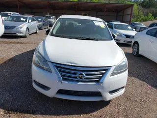 2014 Nissan Sentra SR with VIN 3N1AB7AP2EY270544, listed as a IAAI auction lot 41952047 with 170,172 mi miles. Bid and sale history available at carsss.com. Image 6.