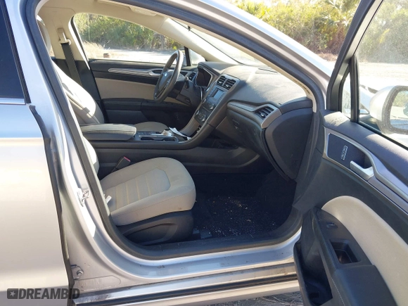 2018 Ford Fusion Hybrid S with VIN 3FA6P0UU8JR244912, listed as a IAAI auction lot 41742940 with 65,885 mi miles. Bid and sale history available at carsss.com. Image 5.