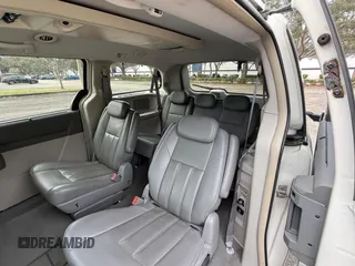 2008 Chrysler Town & Country with VIN 2008TC, listed as a Copart auction lot 48812445 with 188,902 mi miles and Clean Title. Bid and sale history available at DreamBid. Image 6.