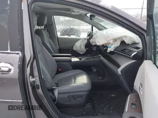 2022 Toyota Sienna XLE with VIN 5TDYRKEC4NS120170, listed as a IAAI auction lot 41630234 with 42,956 mi miles and . Bid and sale history available at DreamBid. Image 5.
