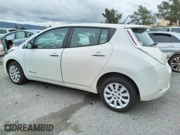 2015 Nissan LEAF SV with VIN 1N4AZ0CPXFC321799, listed as a Copart auction lot 35754823 with 55,371 mi miles. Bid and sale history available at carsss.com. Image 2.