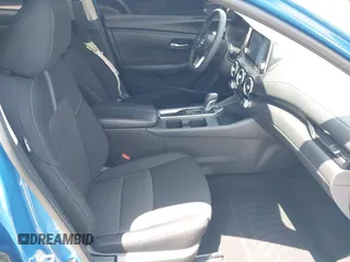 2024 Nissan Sentra SV with VIN 3N1AB8CV7RY312178, listed as a IAAI auction lot 42381469 with 16,343 mi miles and . Bid and sale history available at DreamBid. Image 5.
