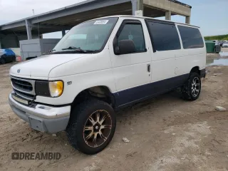 1998 Ford Econoline Passenger XL with VIN 1FMRE11LXWHB21602, listed as a Copart auction lot 53408684 with 119,569 mi miles and Clean Title. Bid and sale history available at carsss.com. Image 1.