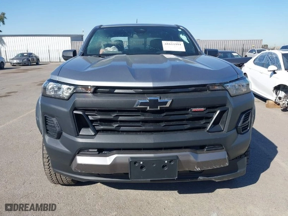 2024 Chevrolet Colorado 4WD Trail Boss with VIN 1GCPTEEK7R1123315, listed as a IAAI auction lot 41611991 with 10,368 mi miles. Bid and sale history available at carsss.com. Image 13.