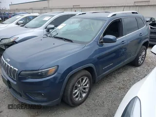 2020 Jeep Cherokee Latitude Plus with VIN 1C4PJLLB6LD605731, listed as a IAAI auction lot 41838561 with 87,384 mi miles. Bid and sale history available at carsss.com. Image 2.