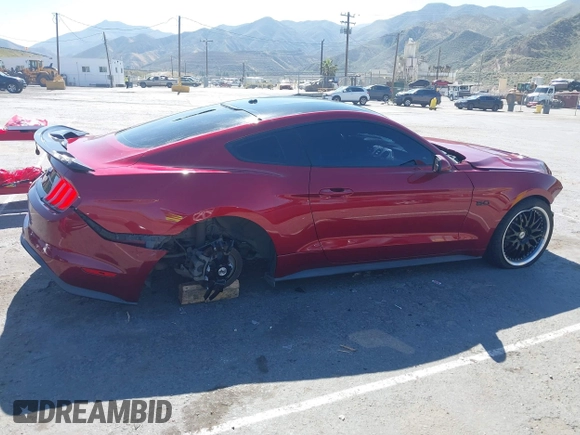 2019 Ford Mustang GT z VIN 1FA6P8CF1K5169685, wystawiony jako IAAI lot #42087297 z przebiegiem 76 612 mil mil oraz . Historia ofert i sprzedaży dostępna na DreamBid. Obrazek 14.