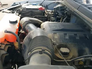 2016 Ford F-150 XLT z VIN 1FTEW1EGXGFC30765, wystawiony jako IAAI lot #43377680 z przebiegiem 141 180 mil mil oraz . Historia ofert i sprzedaży dostępna na DreamBid. Obrazek 20.