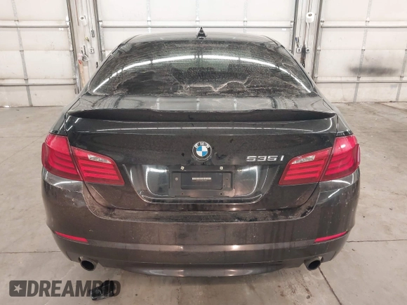 2011 BMW 5 Series 535i xDrive with VIN WBAFU7C58BC778429, listed as a IAAI auction lot 41554736 with 129,163 mi miles. Bid and sale history available at carsss.com. Image 17.