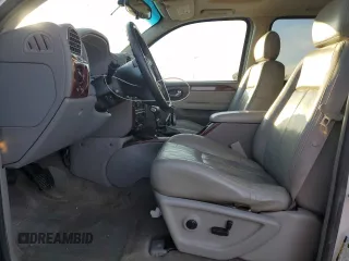 2005 GMC Envoy SLT with VIN 1GKDT13S452369908, listed as a Copart auction lot 49643375 with 0 mi miles and Salvage Title. Bid and sale history available at carsss.com. Image 7.