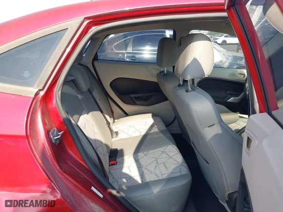 2013 Ford Fiesta SE with VIN 3FADP4BJ8DM194652, listed as a IAAI auction lot 39677371 with 74,261 mi miles. Bid and sale history available at carsss.com. Image 8.