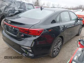 2019 Kia Forte S with VIN 3KPF34AD0KE015151, listed as a IAAI auction lot 41992096 with 62,736 mi miles. Bid and sale history available at carsss.com. Image 4.