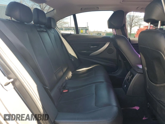 2013 BMW 3 Series 328i xDrive with VIN WBA3B5C55DJ598675, listed as a Copart auction lot 46996335 with 106,825 mi miles and Clean Title. Bid and sale history available at carsss.com. Image 10.