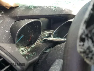2017 Ford Escape S с VIN 1FMCU0F79HUB86529, выставлен на аукционе Copart как лот 52155845 с пробегом Не указан миль и Списание • Salvage title. История ставок и продаж доступна на DreamBid. Изображение 9.