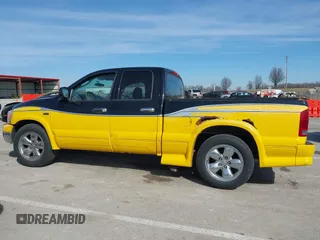 2006 Dodge 1500 SLT with VIN 1D7HA18276S541688, listed as a IAAI auction lot 41754085 with 214,461 mi miles and . Bid and sale history available at carsss.com. Image 15.