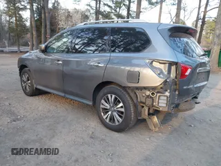 2017 Nissan Pathfinder SV with VIN 5N1DR2MM5HC619196, listed as a IAAI auction lot 41410299 with 105,446 mi miles. Bid and sale history available at carsss.com. Image 3.