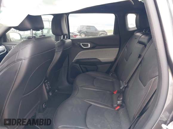 2023 Jeep Compass Latitude Lux с VIN 3C4NJDFN4PT513651, выставлен на аукционе IAAI как лот 40245254 с пробегом 3 545 миль миль и . История ставок и продаж доступна на DreamBid. Изображение 8.