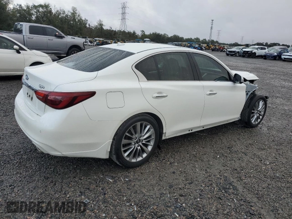 2019 Infiniti Q50 3.0t Signature Edition with VIN JN1EV7AP0KM542788, listed as a Copart auction lot 89372255 with 32,157 mi miles and Salvage Title. Bid and sale history available at carsss.com. Image 3.