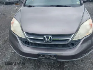 2010 Honda CR-V LX z VIN 5J6RE4H35AL097821, wystawiony jako IAAI lot #42526559 z przebiegiem 132 154 mil mil oraz . Historia ofert i sprzedaży dostępna na DreamBid. Obrazek 6.