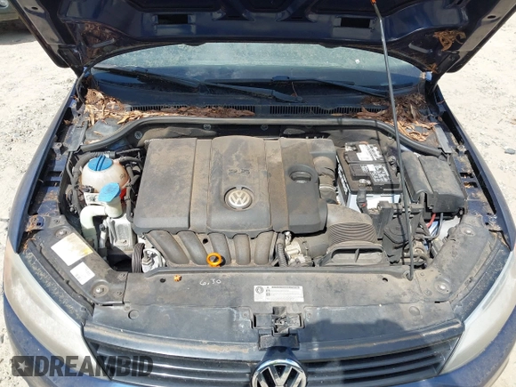 2012 Volkswagen Jetta SE with VIN 3VWDX7AJXCM321247, listed as a IAAI auction lot 42847011 with 232,459 mi miles and . Bid and sale history available at DreamBid. Image 10.