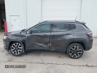 2021 Jeep Compass Limited z VIN 3C4NJDCB5MT521750, wystawiony jako IAAI lot #42169668 z przebiegiem 26 580 mil mil oraz . Historia ofert i sprzedaży dostępna na DreamBid. Obrazek 14.
