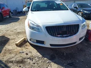 2012 Buick Regal Premium 1 z VIN 2G4GS5EKXC9110432, wystawiony jako IAAI lot #41010167 z przebiegiem 82 619 mil mil oraz . Historia ofert i sprzedaży dostępna na DreamBid. Obrazek 6.