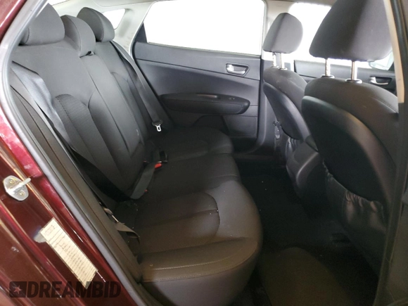 2017 Kia Optima LX with VIN 5XXGT4L3XHG153921, listed as a Copart auction lot 55926695 with 140,246 mi miles and Salvage title. Bid and sale history available at DreamBid. Image 10.