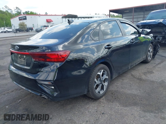 2019 Kia Forte LXS z VIN 3KPF24AD8KE083734, wystawiony jako IAAI lot #41936370 z przebiegiem 89 159 mil mil oraz . Historia ofert i sprzedaży dostępna na DreamBid. Obrazek 4.