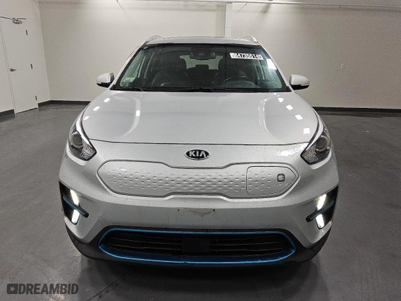 2020 Kia Niro EV EX Premium with VIN KNDCE3LG3L5068342, listed as a Copart auction lot 84735514 with 43,761 mi miles and Clean Title. Bid and sale history available at carsss.com. Image 5.