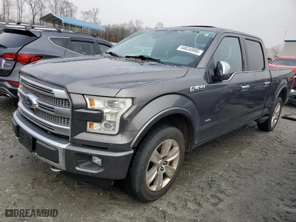 2015 Ford F-150 XLT w/HD Payload Pkg with VIN 1FTFW1EG0FFB37367, listed as a Copart auction lot 44634995 with 131,628 mi miles and Salvage Title. Bid and sale history available at carsss.com. Image 1.