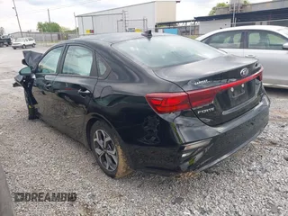 2021 Kia Forte LXS with VIN 3KPF24ADXME410282, listed as a IAAI auction lot 42004328 with 62,817 mi miles. Bid and sale history available at carsss.com. Image 3.